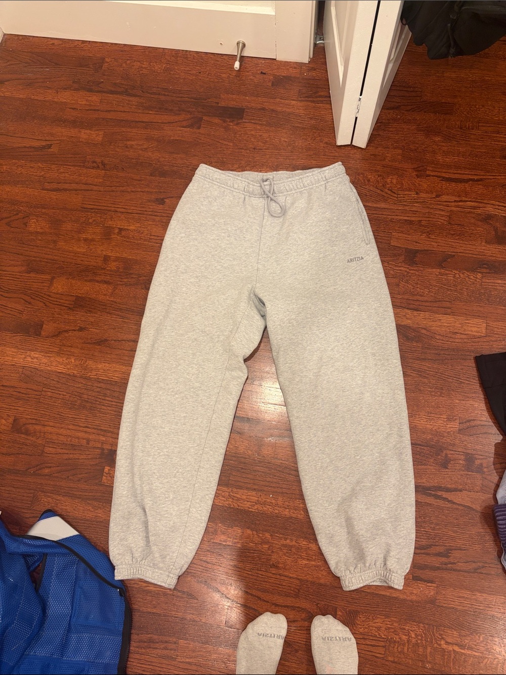 Aritzia Heather Gray Mega Fit Cuffed Sweatpants